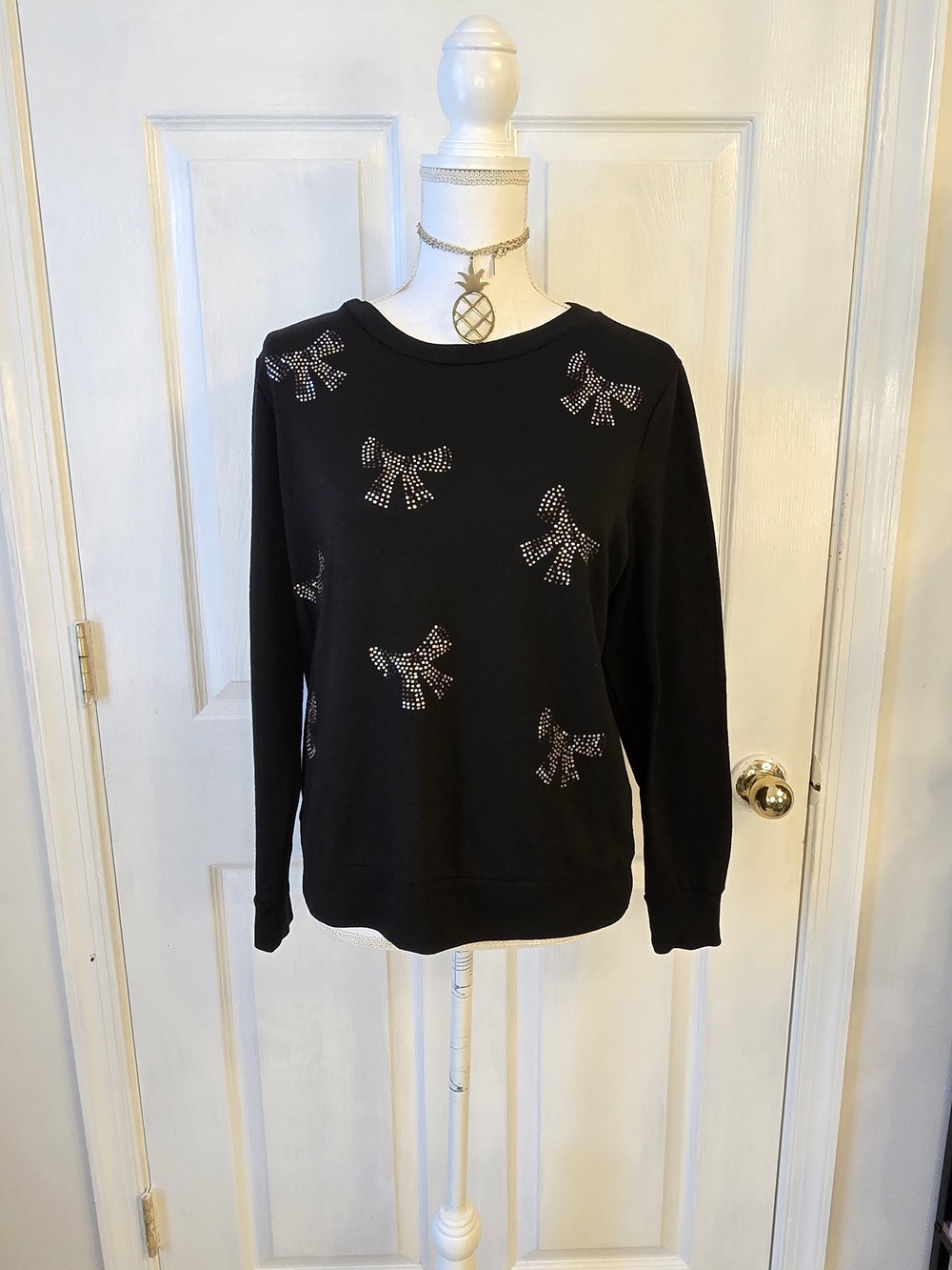 Love Scarlett Black Crewneck Sweatshirt with Rhinestone Bows Festive Whimsical M